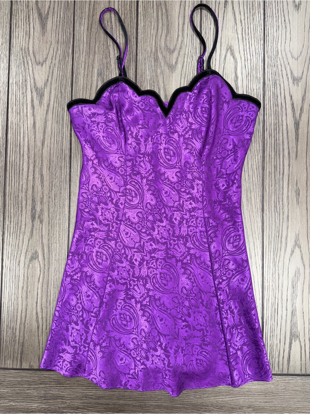Vintage Victorias Secret Gold Label Purple Satin Chemise Velvet Trim Size M
